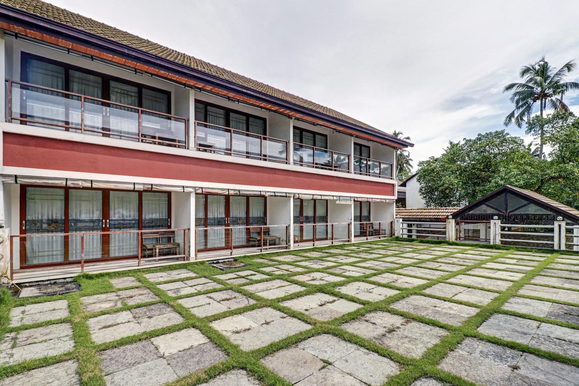 Townhouse Oak Edassery'S Sealine Villa Stay Kochi Exterior foto