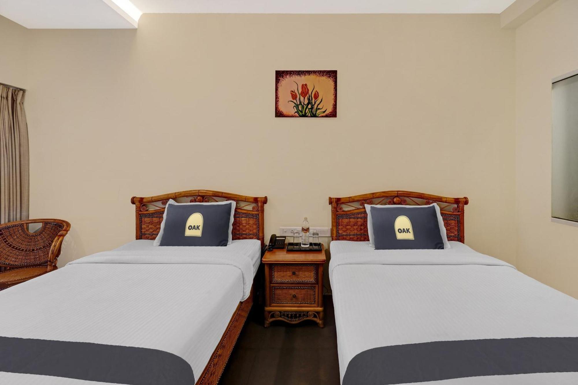 Townhouse Oak Edassery'S Sealine Villa Stay Kochi Exterior foto