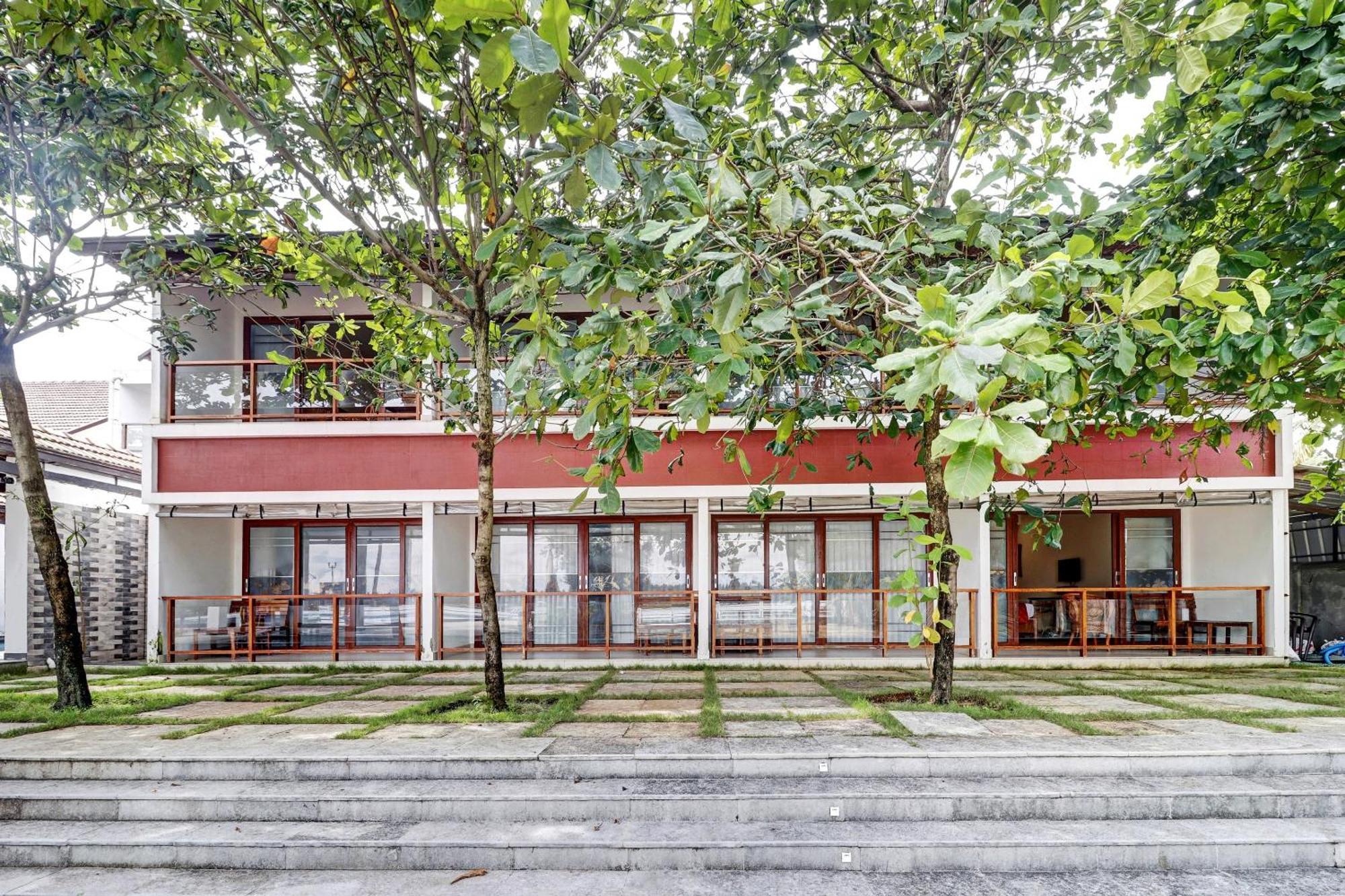 Townhouse Oak Edassery'S Sealine Villa Stay Kochi Exterior foto