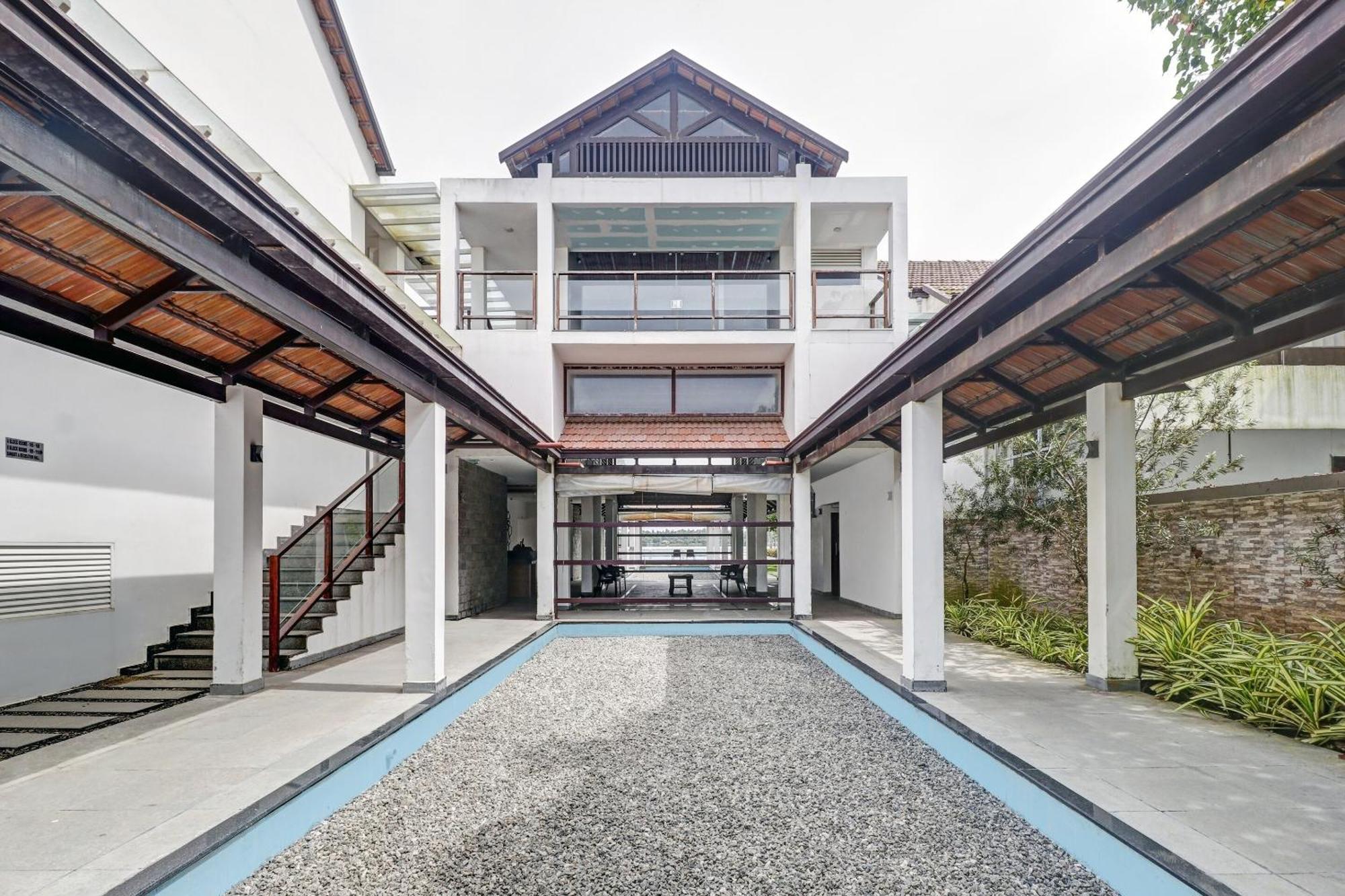 Townhouse Oak Edassery'S Sealine Villa Stay Kochi Exterior foto
