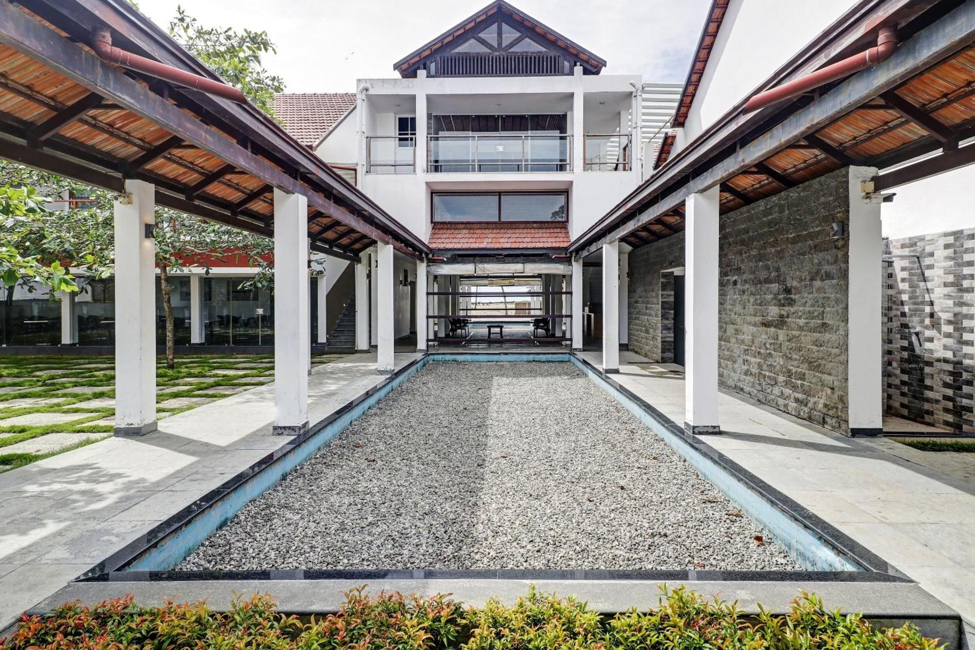 Townhouse Oak Edassery'S Sealine Villa Stay Kochi Exterior foto