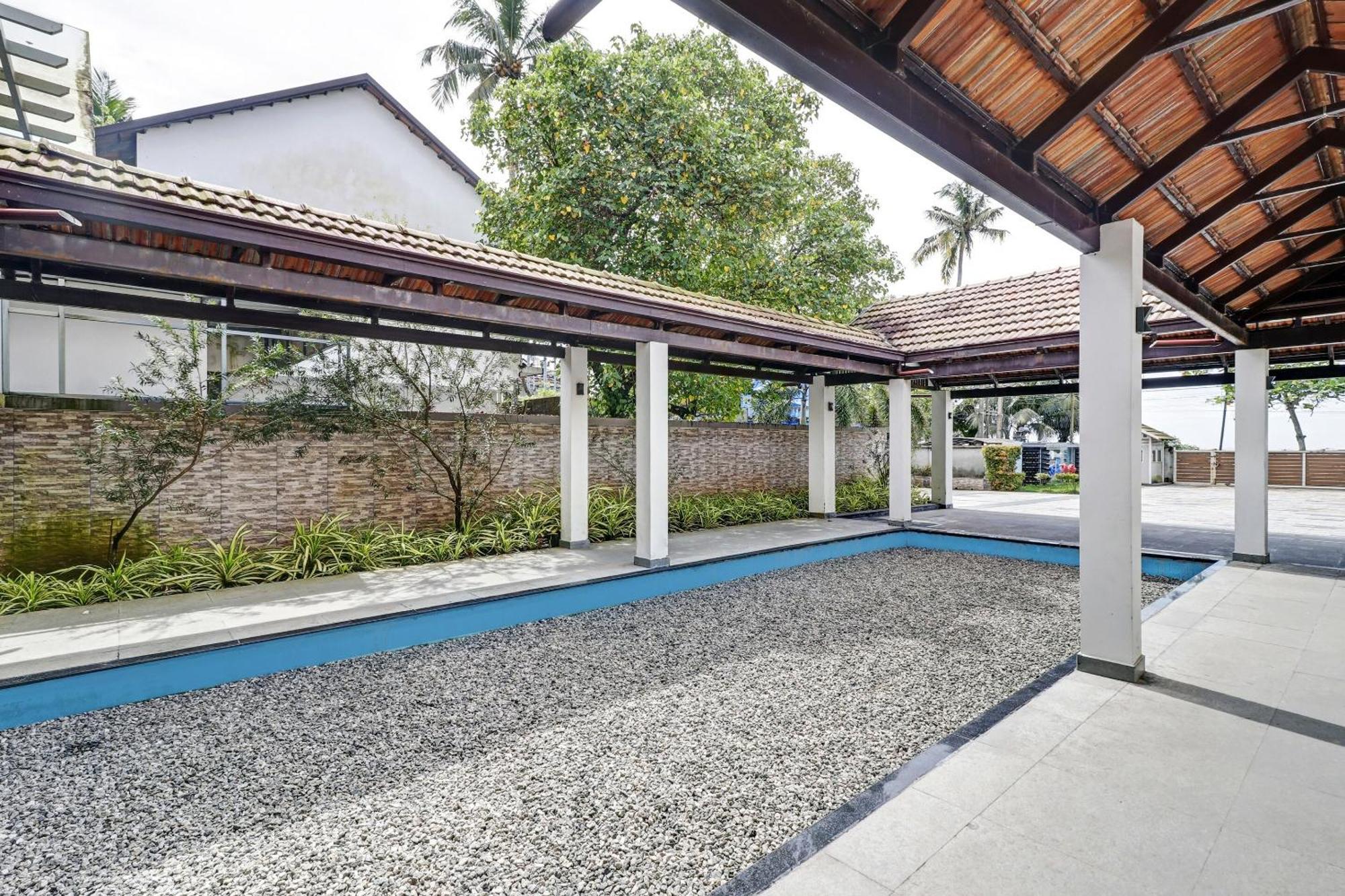 Townhouse Oak Edassery'S Sealine Villa Stay Kochi Exterior foto